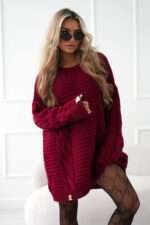 Sweterek z warkoczem