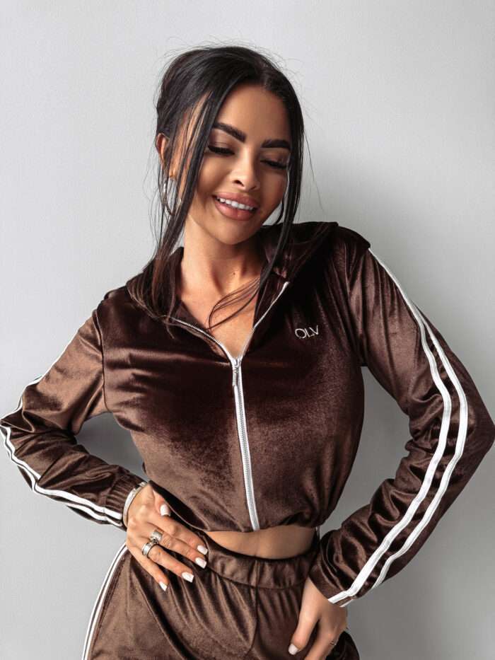 Komplet damski JUNTO 2024 - obrazek 4