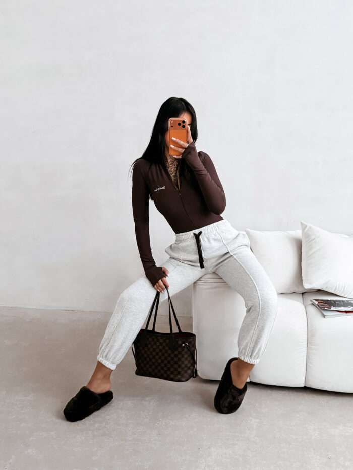 Body damskie ESSENTIAL 2026 - obrazek 3