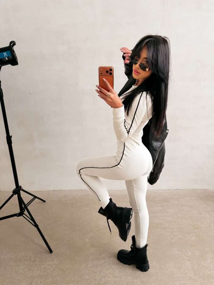 KOMPLET DAMSKI EASILY 2026 - obrazek 4