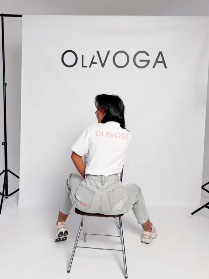 T-SHIRT DAMSKI BLUSH 2026 - obrazek 2