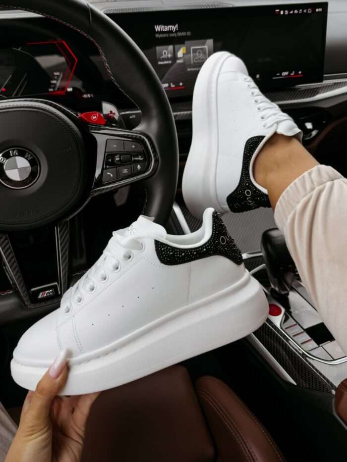 BUTY DAMSKIE MOIRA 2026 - obrazek 3