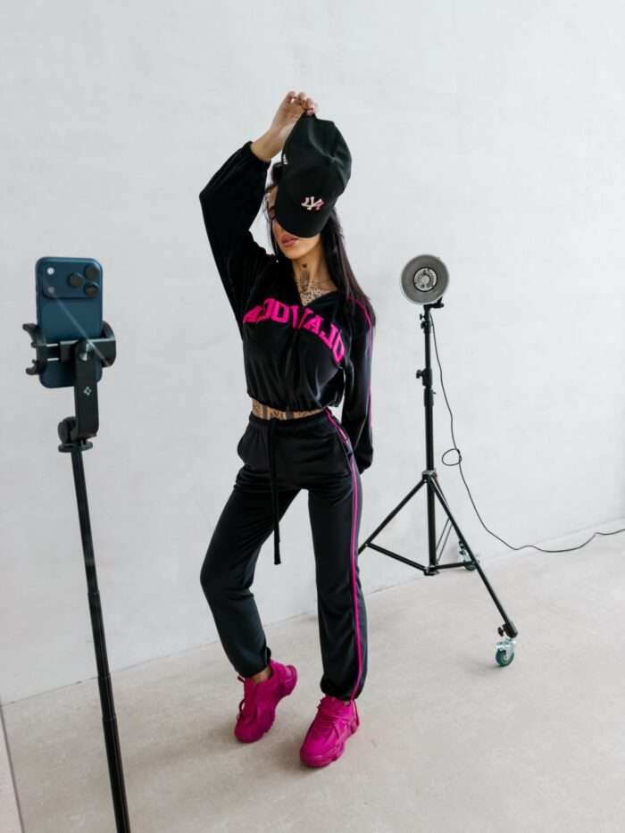 KOMPLET DAMSKI AVONI 2026 - obrazek 13