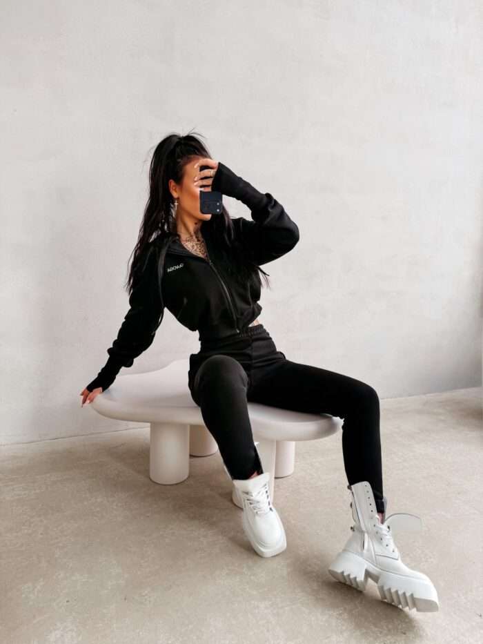 KOMPLET DAMSKI ELISTA 2026 - obrazek 18