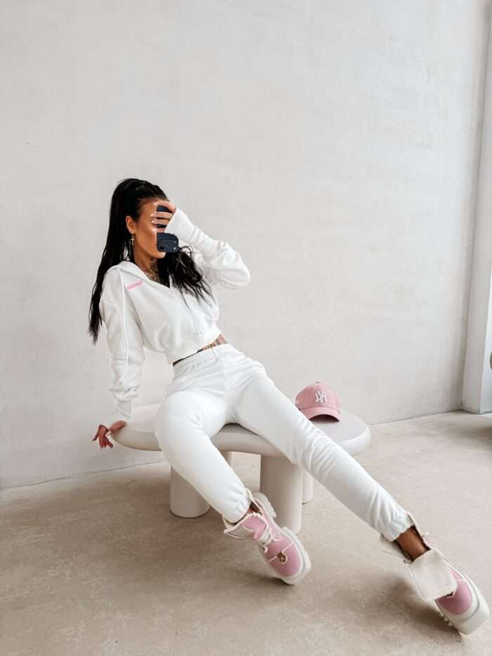 KOMPLET DAMSKI ELISTA 2026 - obrazek 9