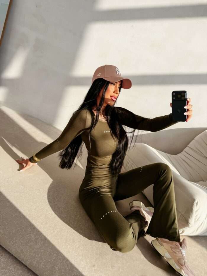 KOMPLET DAMSKI UNWIND 2026 - obrazek 4