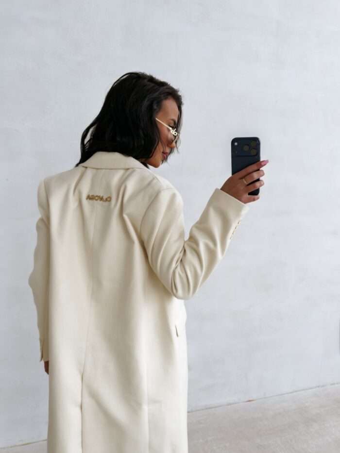 PŁASZCZ DAMSKI FONAJ 2026 - obrazek 3