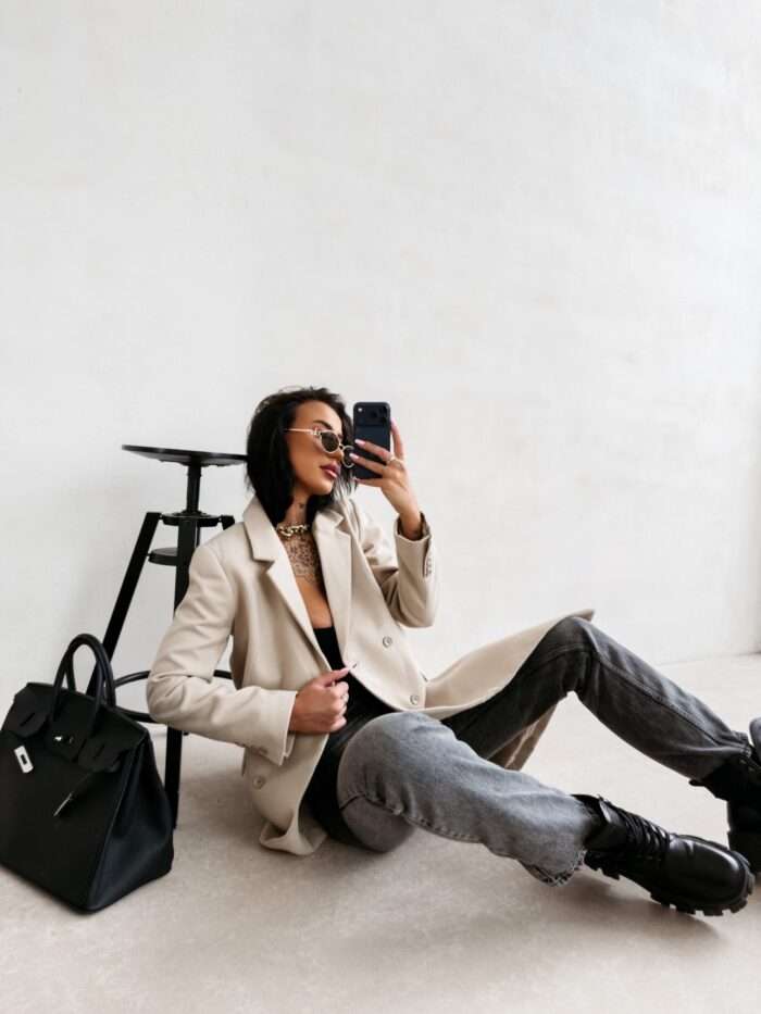 PŁASZCZ DAMSKI FONAJ 2026 - obrazek 2