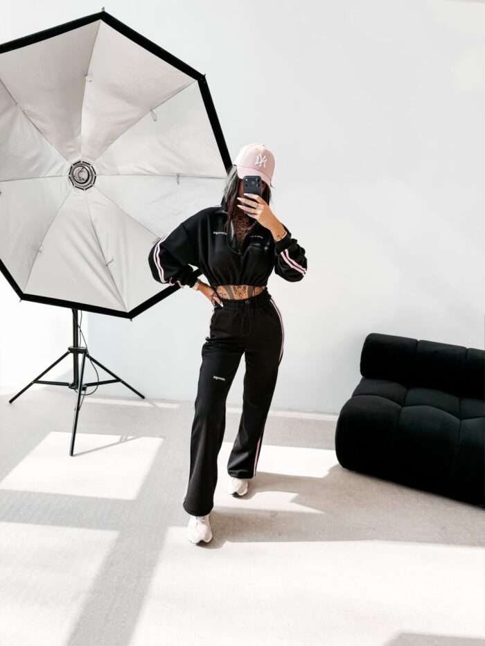 KOMPLET DAMSKI FINE FORM 2026 - obrazek 9