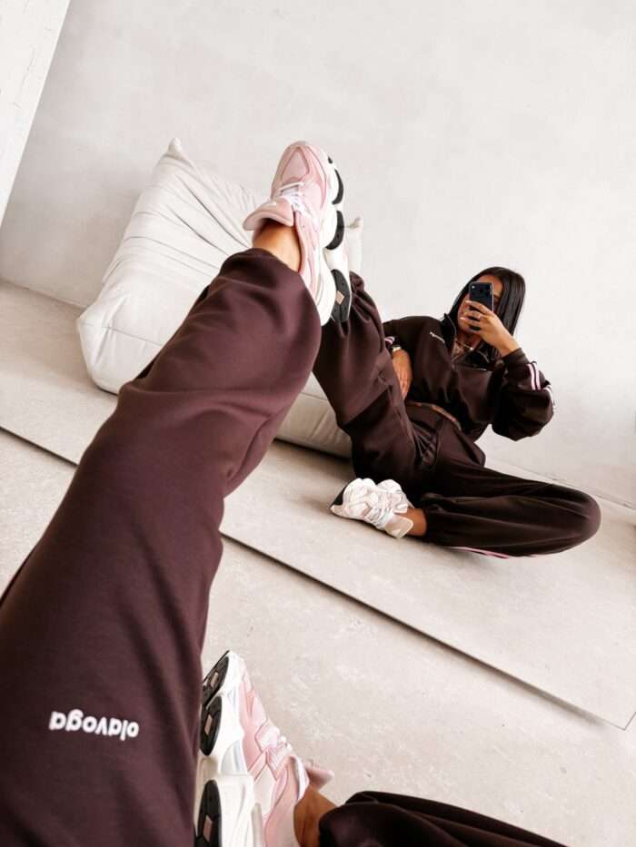 KOMPLET DAMSKI FINE FORM 2026 - obrazek 13