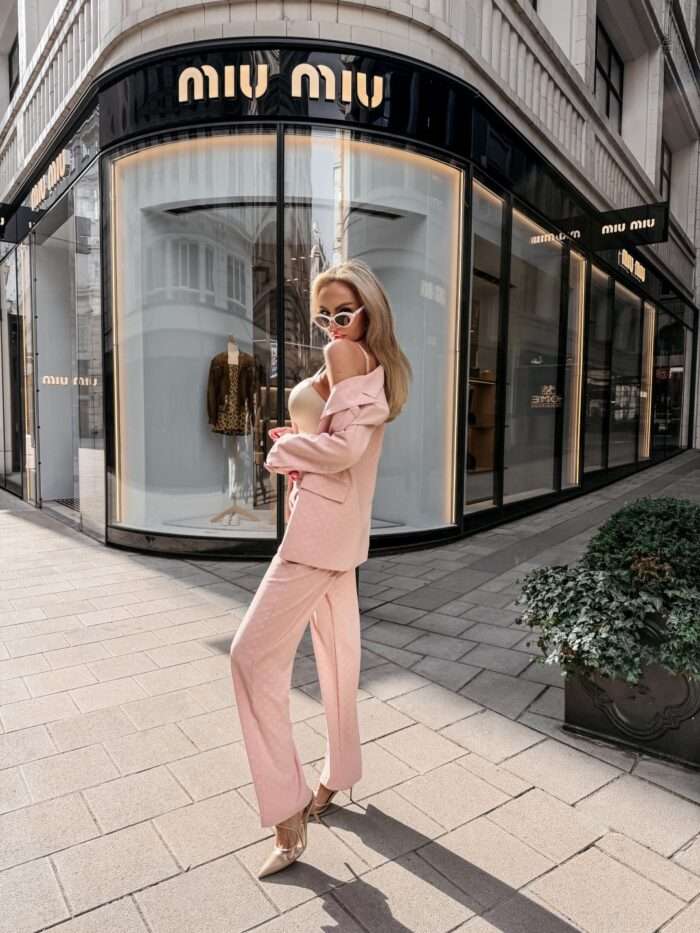 KOMPLET DAMSKI TRACY 2026 - obrazek 4